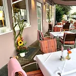 Boutique Goldene Henne Ξενοδοχείο