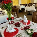 Boutique Goldene Henne Ξενοδοχείο Βόλφσμπουργκ