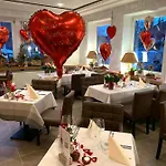 Boutique Goldene Henne