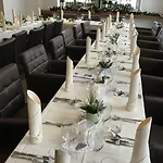 Boutique Goldene Henne 3*