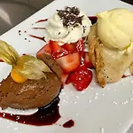 Boutique Goldene Henne