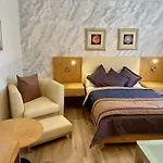 Ξενοδοχείο Boutique Goldene Henne Βόλφσμπουργκ