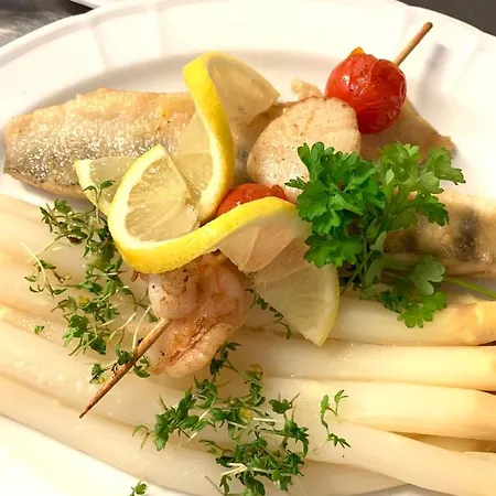 Szálloda Boutique Goldene Henne 3*