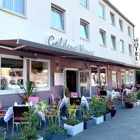 Boutique Goldene Henne מלון 3*