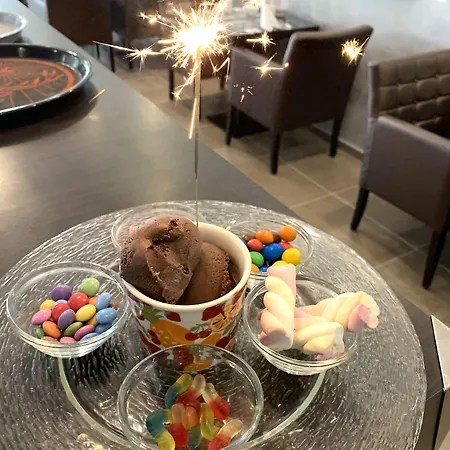 Boutique Goldene Henne Otel Wolfsburg