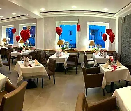 Boutique Goldene Henne Hotel Wolfsburgo
