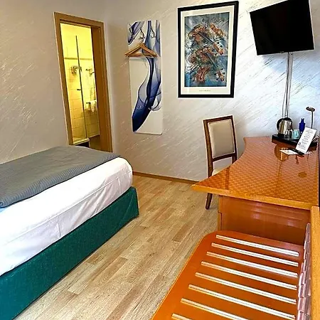 Hotel Boutique Goldene Henne