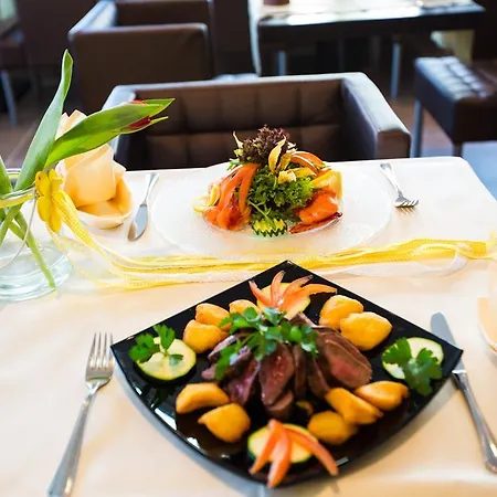 Boutique Goldene Henne Hotel