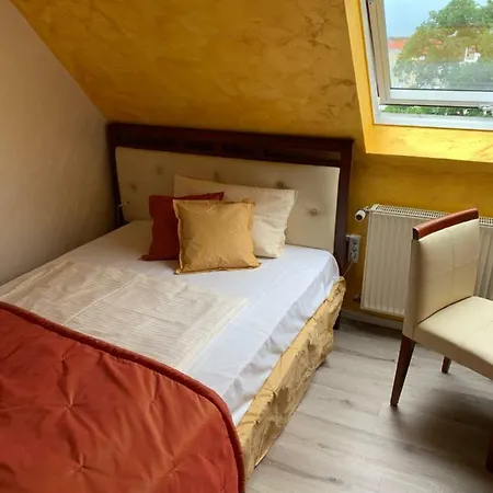 Boutique Goldene Henne