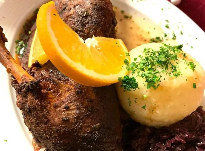 Boutique Goldene Henne 3*