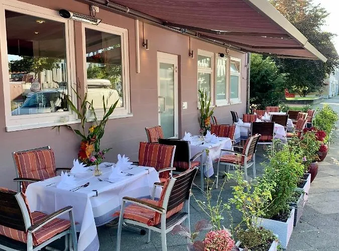 Boutique Goldene Henne 3*