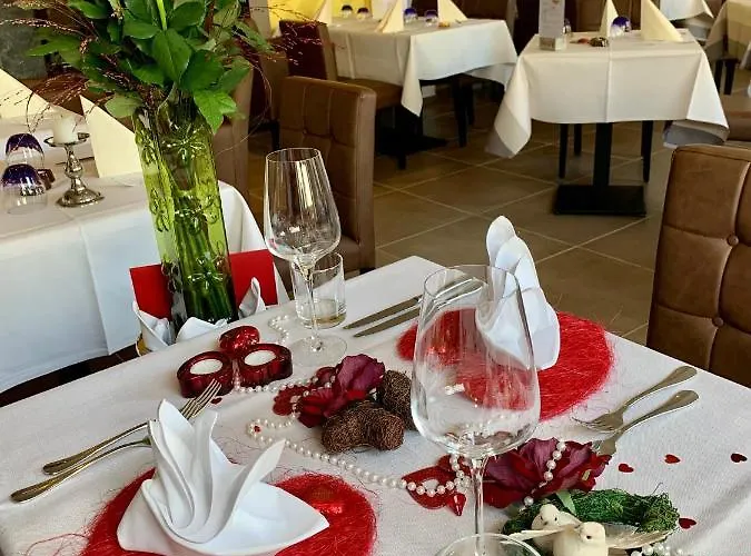 Boutique Goldene Henne 酒店 沃尔夫