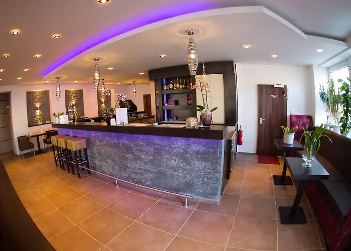 Boutique Goldene Henne 3*