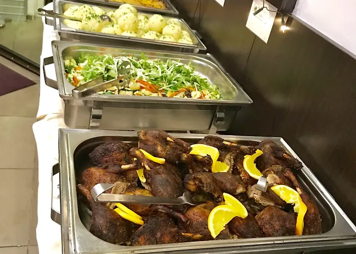 Boutique Goldene Henne Szálloda 3*