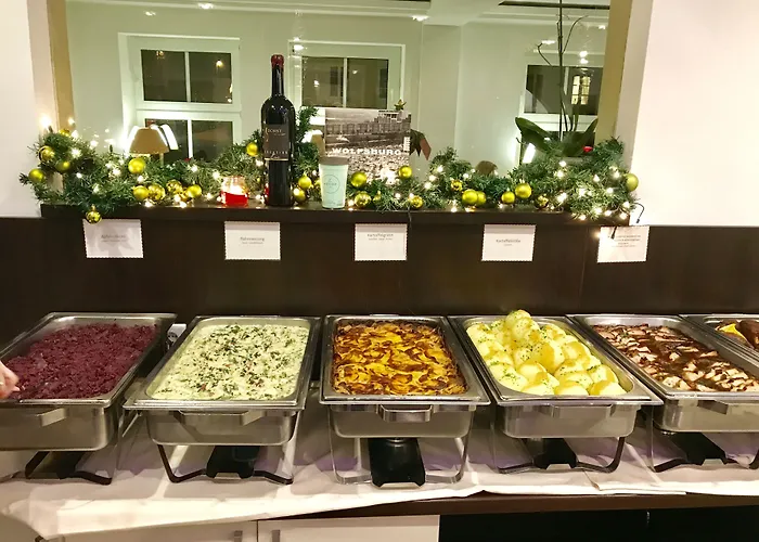 Boutique Goldene Henne 3*