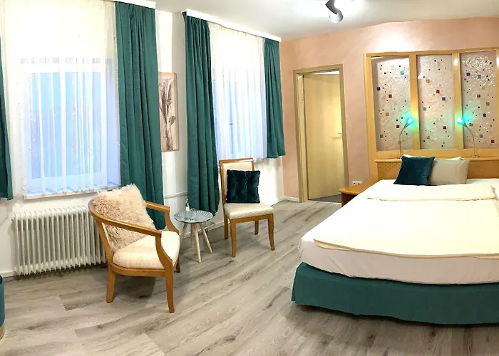 Boutique Goldene Henne 3* 沃尔夫