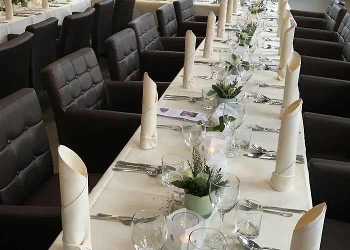 Boutique Goldene Henne 3*