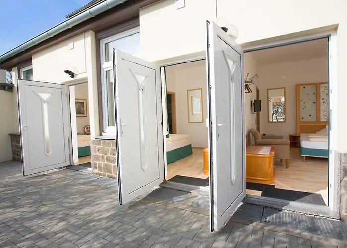 Hotel Boutique Goldene Henne 3*