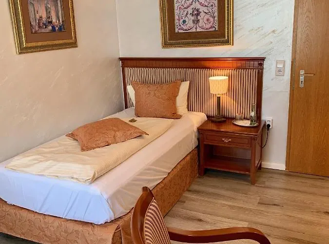 Szálloda Boutique Goldene Henne